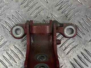 петля двери Renault Kadjar 1 поколение (2015 - 2018), 8942R6411R