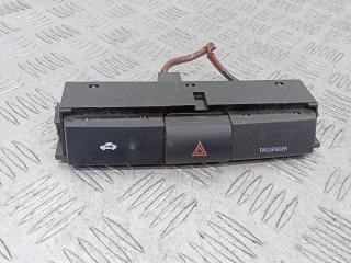 кнопка аварийной сигнализации Toyota Corolla Verso 1 поколение [рестайлинг] 2005