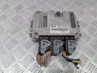 блок управления двигателем Renault Scenic 2 поколение 2006, 1.9 л., дизель, МКПП, 8200527725