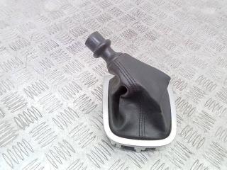 чехол рычага КПП Renault Megane 3 поколение 2011