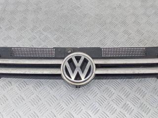 решетка радиатора Volkswagen Golf 4 поколение 1998, 1J0853655