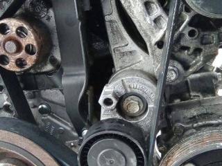 кронштейн генератора Renault Megane 3 поколение 2011, 1.5 л., дизель, МКПП, 8200669494