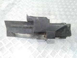 воздуховод (дефлектор) радиатора Renault Megane 2 поколение 2004, 8200158145