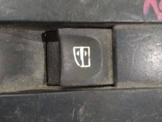 кнопка стеклоподъемника двери Renault Megane 3 поколение 2012, E30176