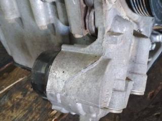 подушка крепления двигателя Toyota Prius 3 поколение [рестайлинг] 2013, 1.8 л., бензин, АКПП