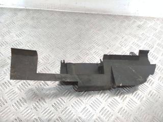 воздуховод (дефлектор) радиатора Renault Megane 2 поколение 2005, 8200158151