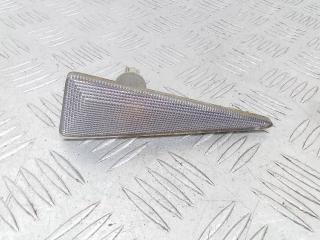 повторитель поворота на крыле правый Renault Megane 2 поколение 2006, 8200027151