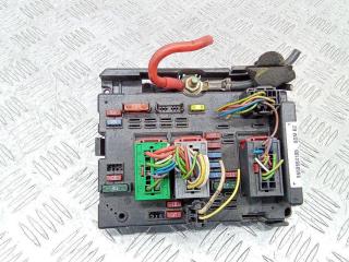 блок предохранителей Peugeot 307 1 поколение 2004, 9650664180