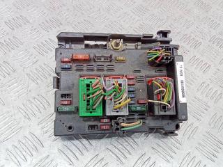блок предохранителей Peugeot 307 1 поколение 2003, 9650664180