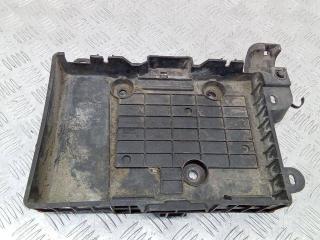полка аккумулятора Renault Scenic 2 поколение 2005, 8200166032