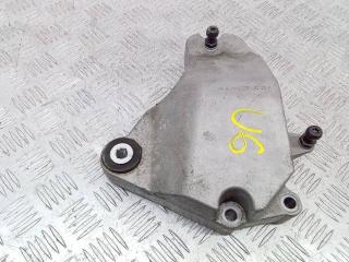 кронштейн двигателя Mercedes-Benz A-Класс W176 2013, A2702230002