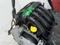 коллектор впускной Renault Megane 2 поколение 2005, 1.6 л., бензин, МКПП, 8200275053 - фото №3