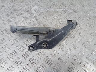 петля капота левая Ford Mustang 6 поколение S550 2015, 5.0 л., бензин, GR3B16801AD