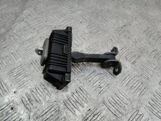 ограничитель открывания двери Mercedes-Benz Vito W639 2008, A6397200016