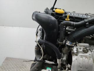 патрубок воздушного фильтра (в двигателе) Opel Astra H/Family [рестайлинг] 2008, 1.9 л., дизель, 55352733