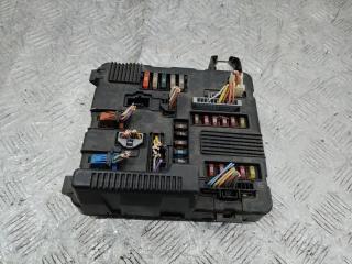 блок предохранителей Renault Scenic 2 поколение 2006, 8200306032